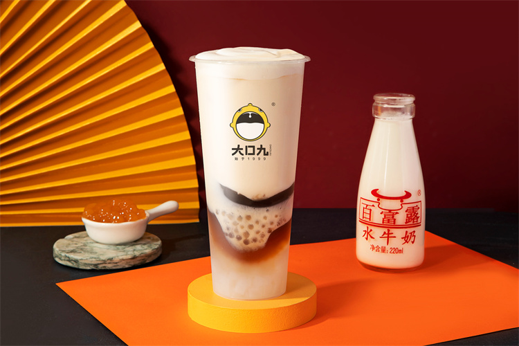 【乐竞体育奶茶】奶茶店加盟需要什么？